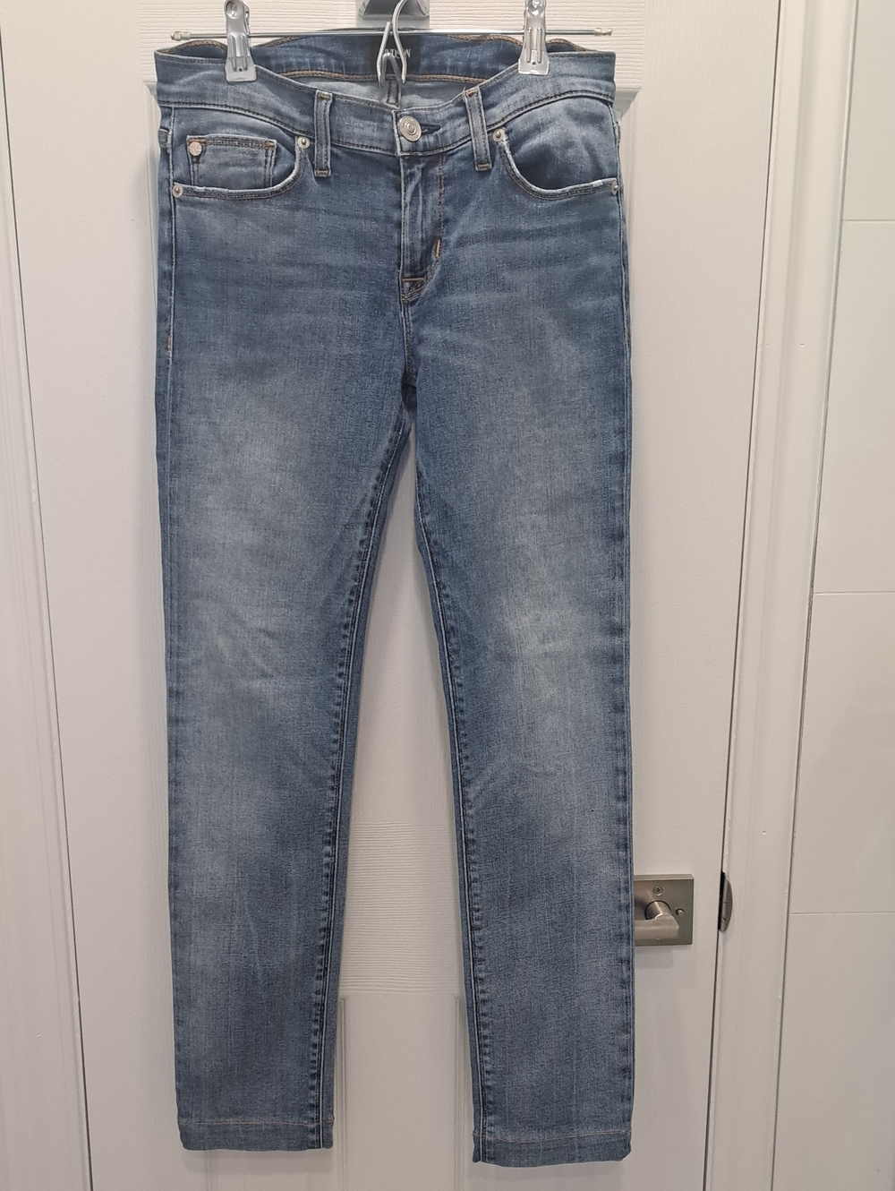 Women's Hudson Light Blue Slim Jeans Size 26